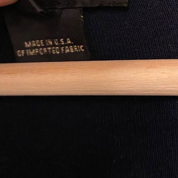 Vintage Ralph Lauren V-neck Long Sleeve Sweater in Size Medium Made in USA - Picture 8 of 8